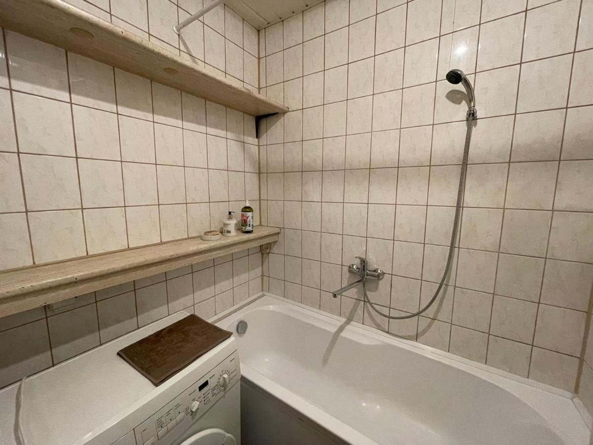 A Cozy Apartment With A Wonderful View Of The River In The Old Town Of Vilnius Exterior photo